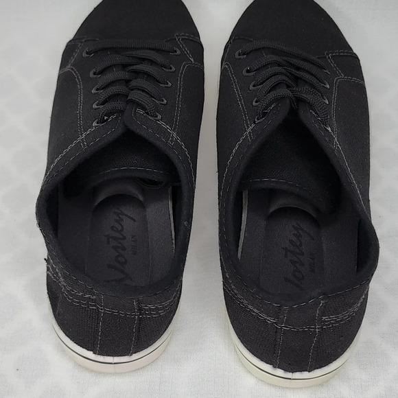 Vostey Black Canvas Shoes Men's Size 10 - Picture 9 of 12